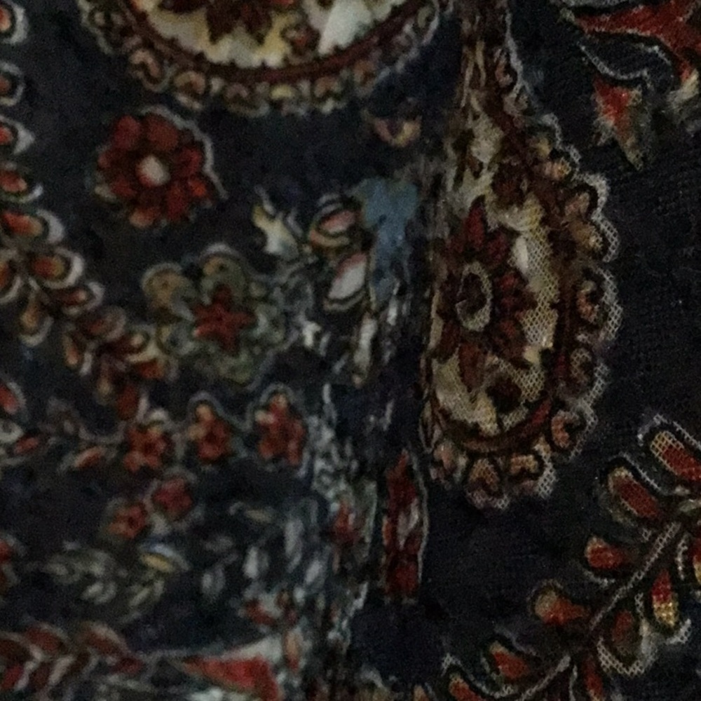 Top - Picture 3 of 3